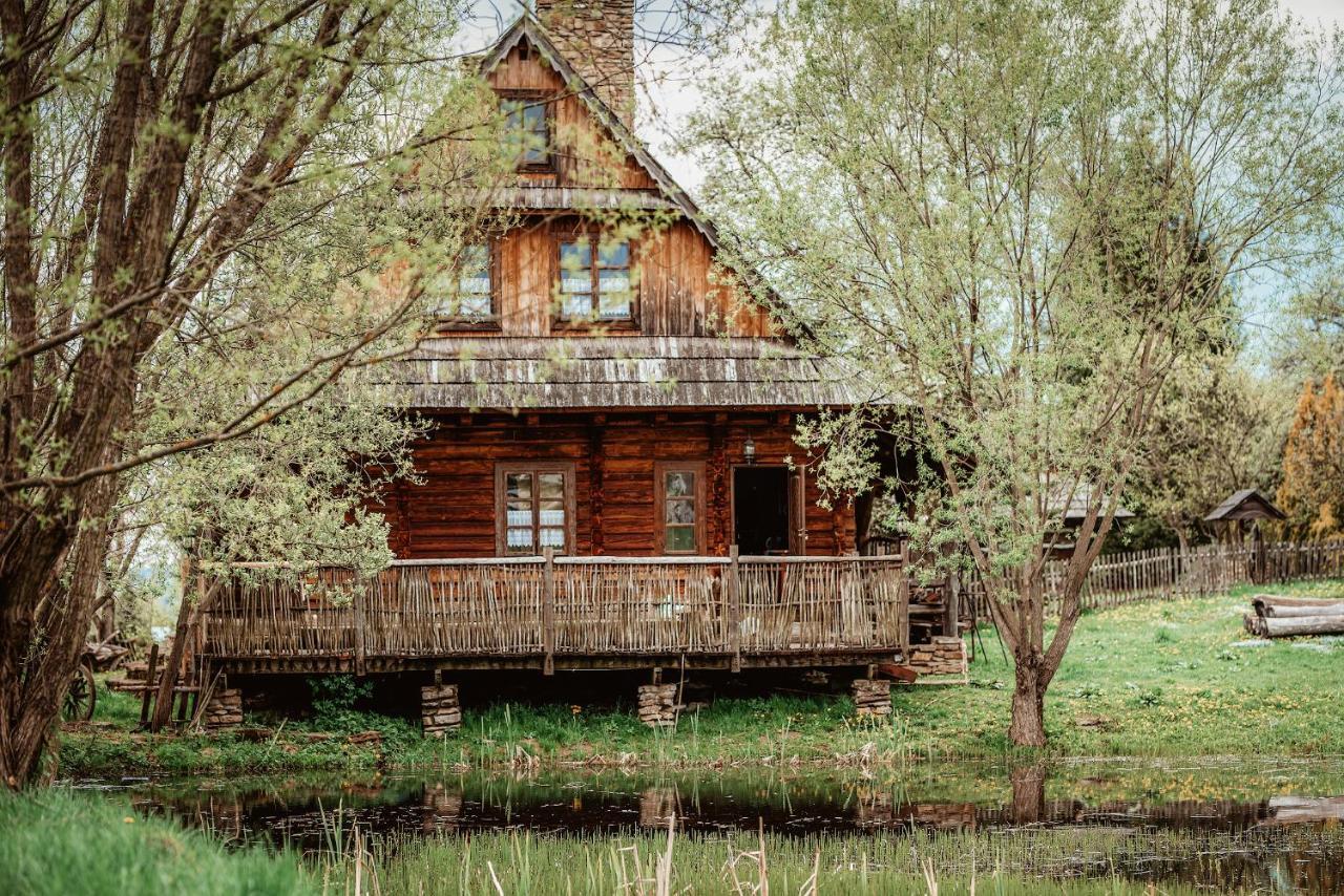 Przystanek Ropienka Lesniczowka Villa Eksteriør bilde